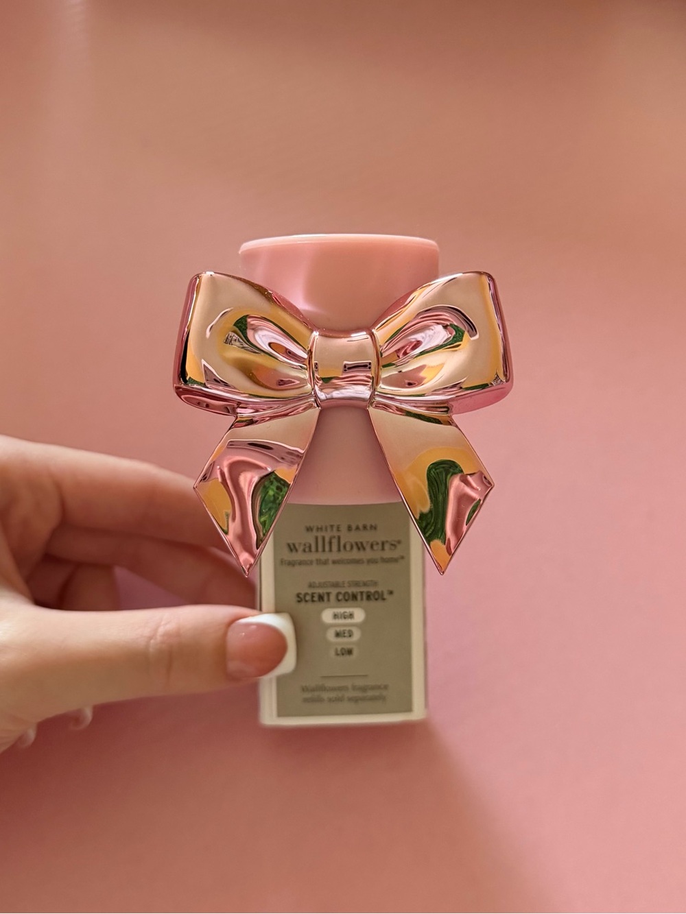 Bath & Body Works Pink Bow Wallflowers Plug-In